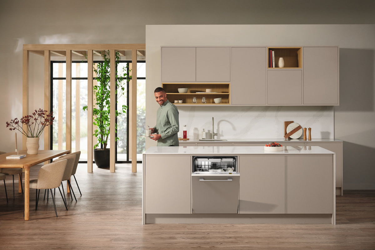 Miele G 5056 SCVi Active Dishwasher - Stainless Steel — In-situ shot