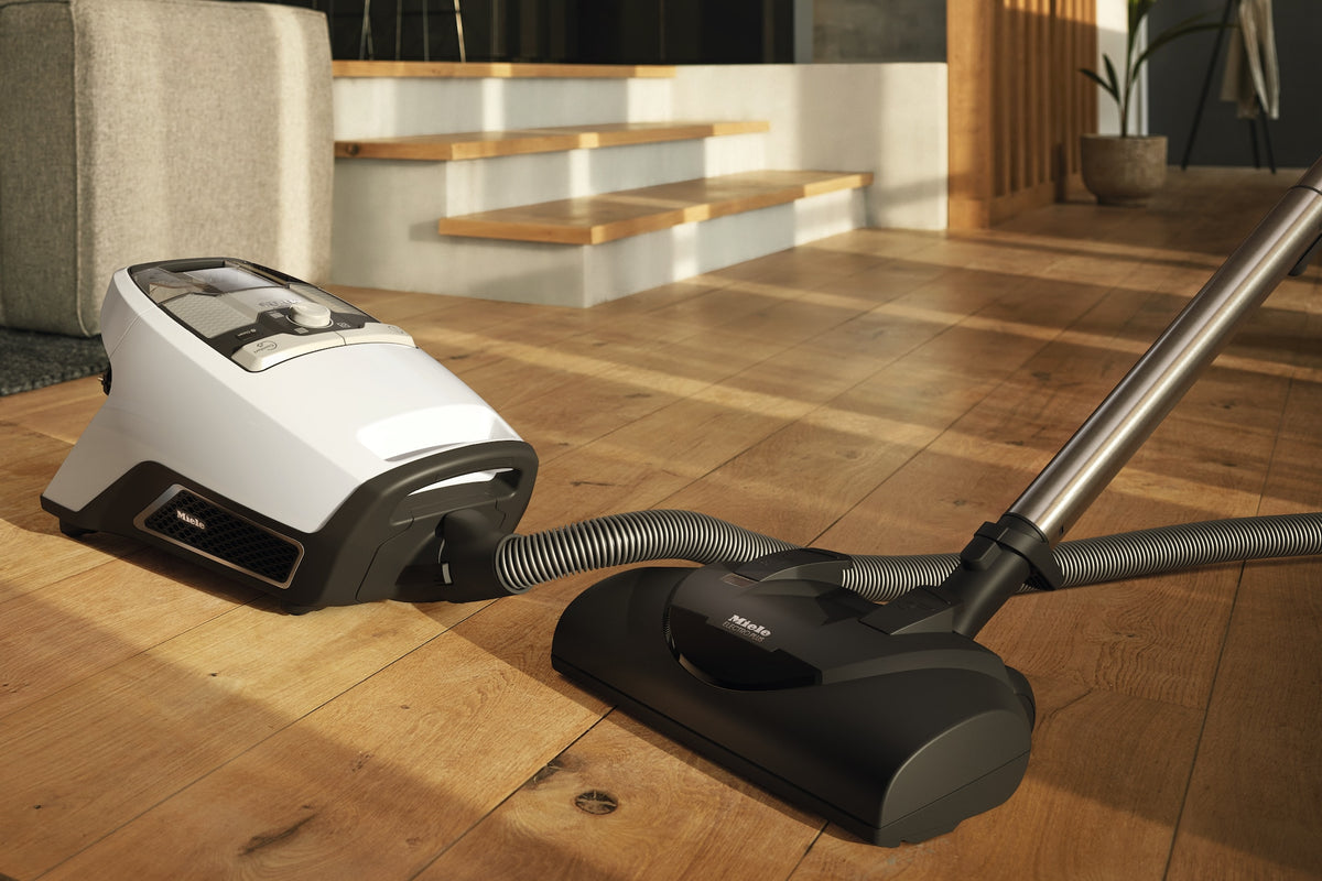 Miele Blizzard CX1 Cat & Dog Bagless Canister Vacuum - Lotus White — In-situ shot